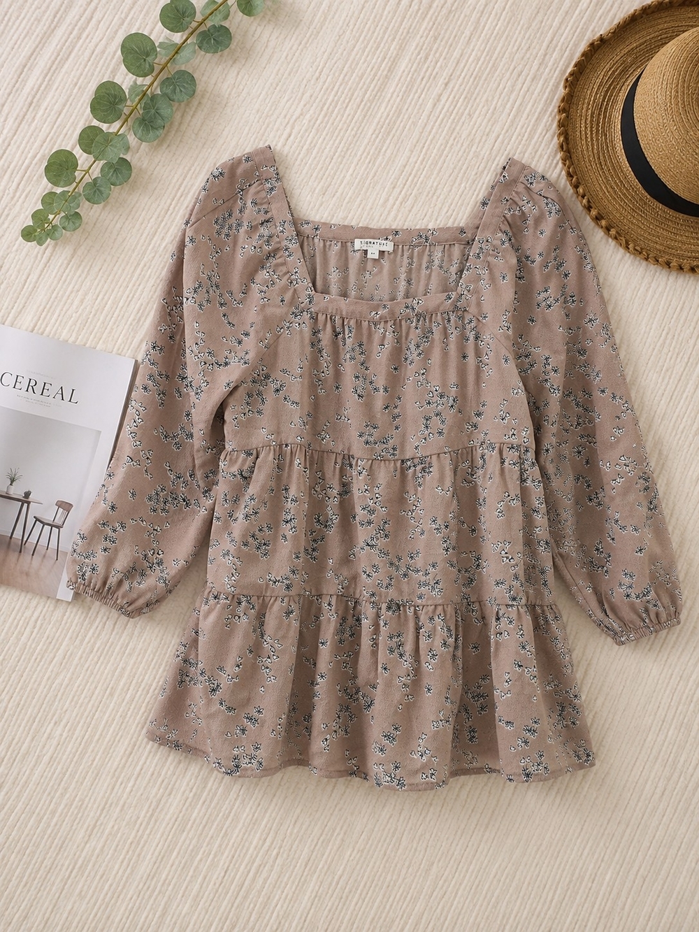 Reitmans Taupe Floral Square-Neck Tiered Tunic
